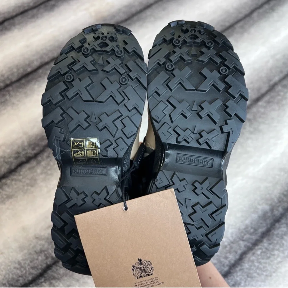 Burberry Vintage Check Logo Tor Hiking Boots